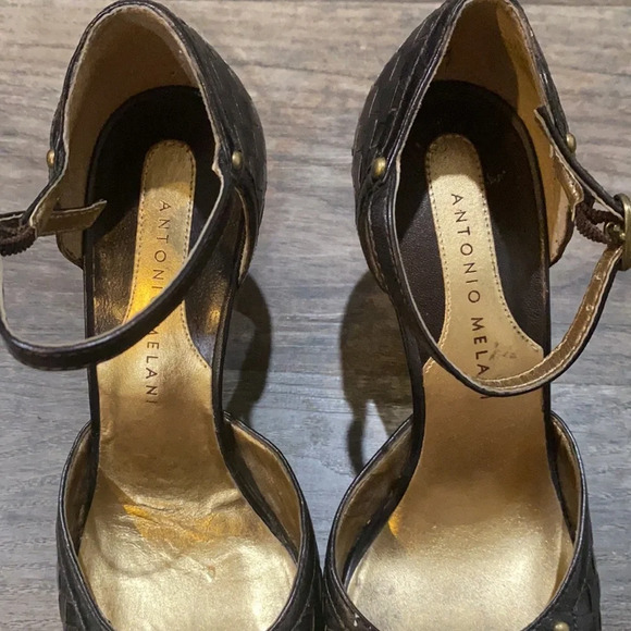 WILL NOT TAKE LESS  Classy Woven-Like Antonio Melani Heels - Picture 2 of 11